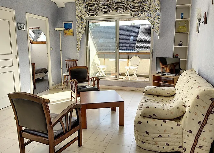 Avec Balcon A 500m De La Et Proche Commerces A - Fr-1-361-489 * ジュルヴィル・レ・パン