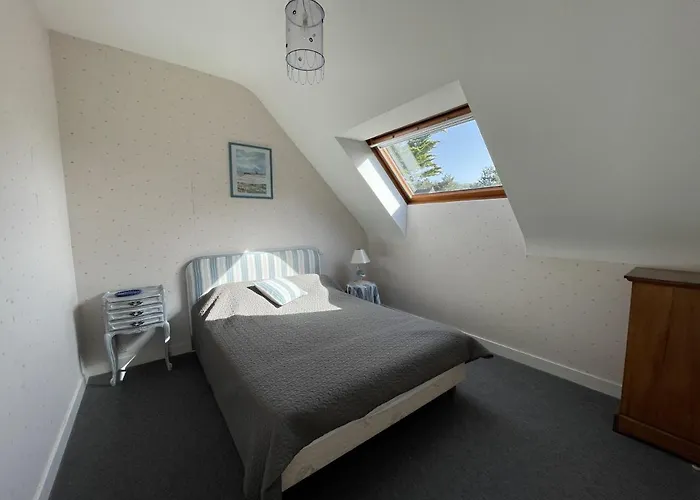 Avec Balcon à 500m De La Et Proche Commerces à - Fr-1-361-489 Jullouville-les-Pins